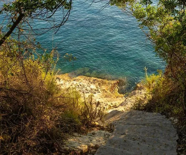 Anatoli - Tranquil Location & Stunning Views, By Zantewize *