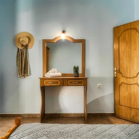 Appartement Anatoli - Tranquil Location & Stunning Views, By Zantewize *