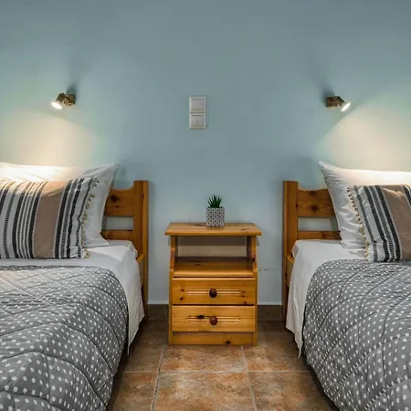 Appartement Anatoli - Tranquil Location & Stunning Views, By Zantewize Marathiás