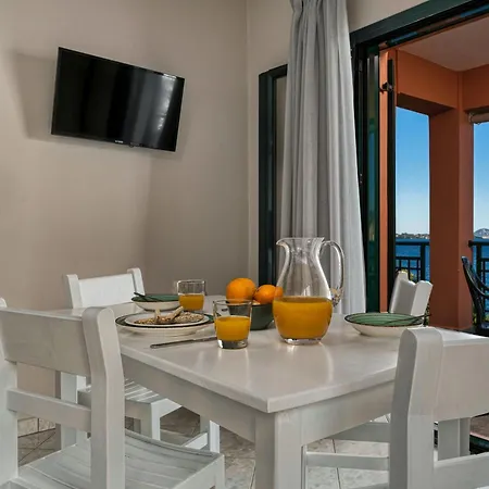 Anatoli - Tranquil Location & Stunning Views, By Zantewize *